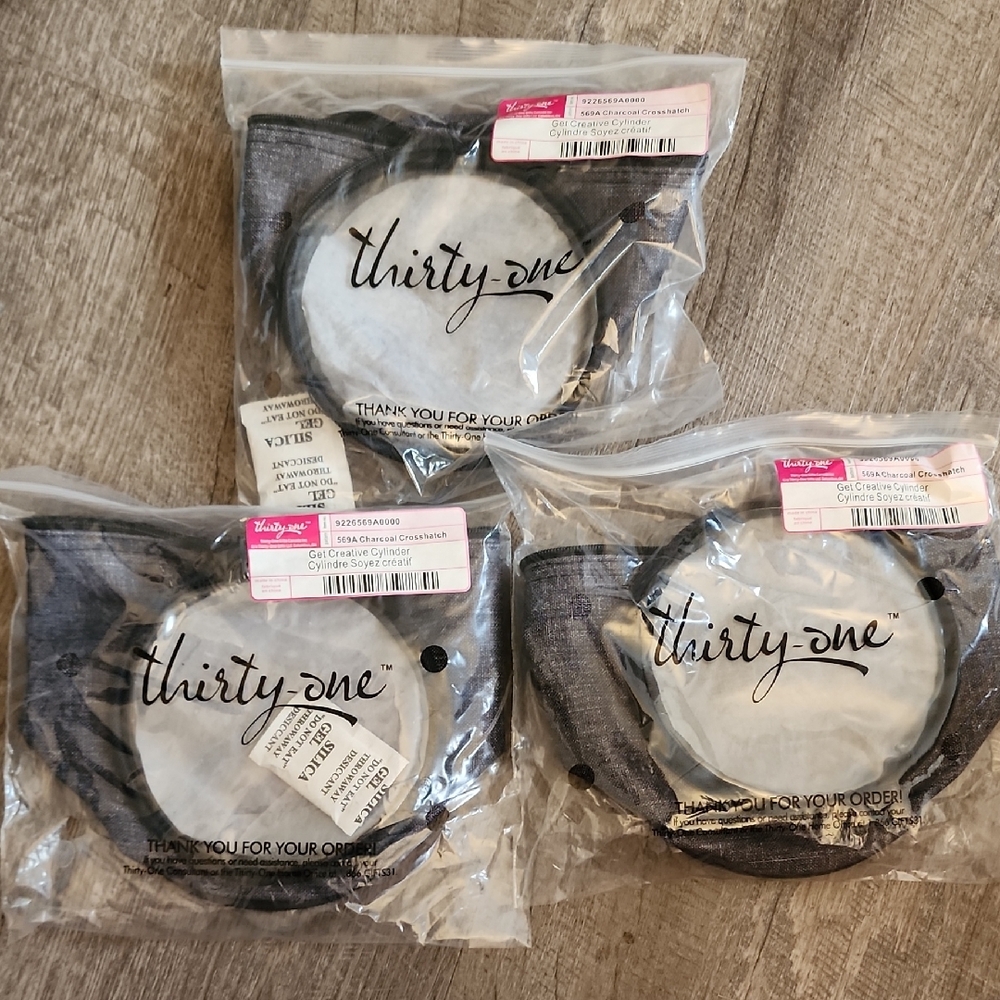 Thirty-One Charcoal and White Face Masks Trio